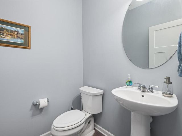 7690 77th Way, Victoria, MN 55386