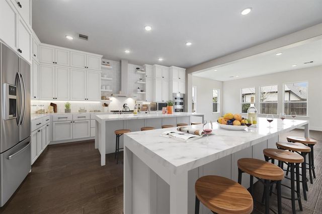 9814 Carver Drive, Iowa Colony, TX 77583