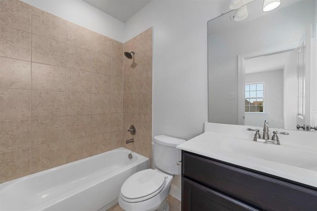 9814 Carver Drive, Iowa Colony, TX 77583