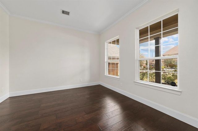 9814 Carver Drive, Iowa Colony, TX 77583