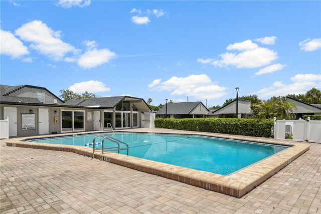 894 JONATHAN WAY 3B, Altamonte Springs, FL 32701