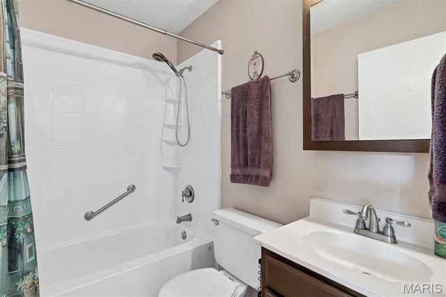 47 Southwinds Drive, St Peters, MO 63376