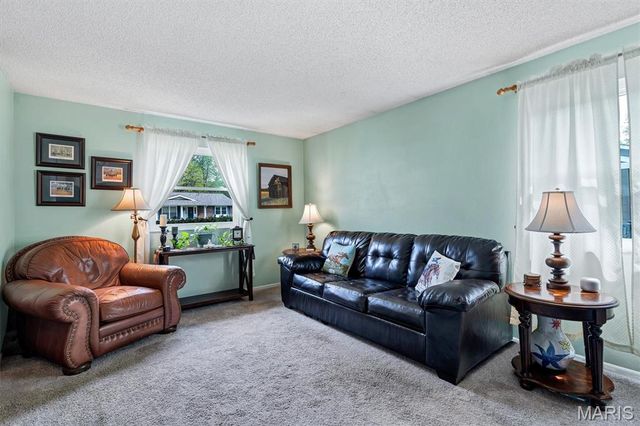 47 Southwinds Drive, St Peters, MO 63376