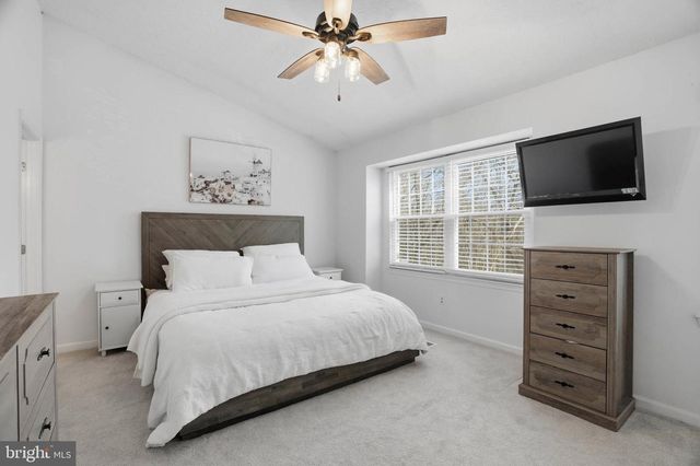 7800 TITAN CT, Pasadena, MD 21122