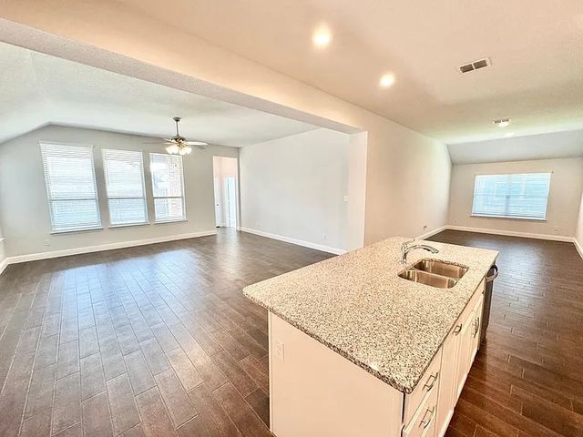 429 Cooper Street, Argyle, TX 76226