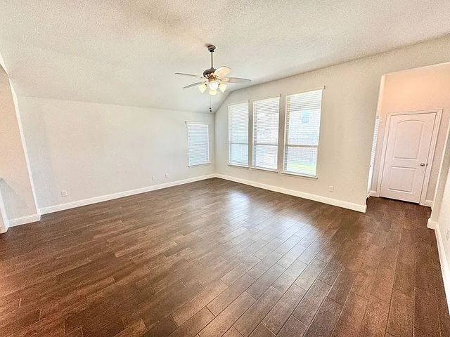 429 Cooper Street, Argyle, TX 76226