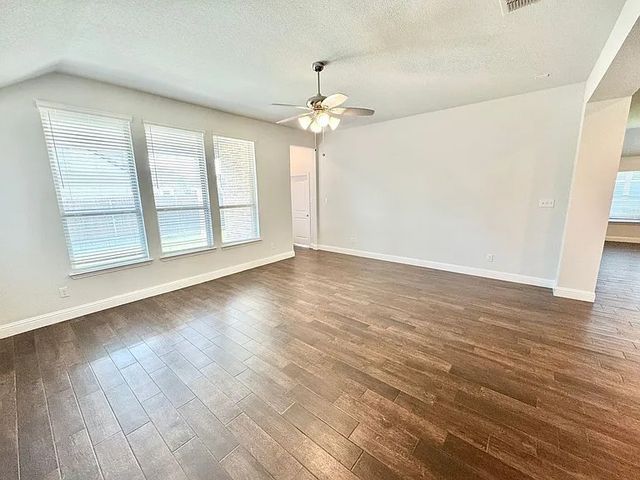 429 Cooper Street, Argyle, TX 76226
