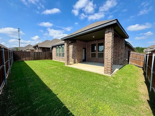 429 Cooper Street, Argyle, TX 76226