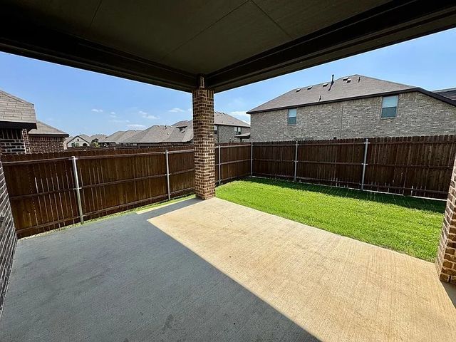 429 Cooper Street, Argyle, TX 76226