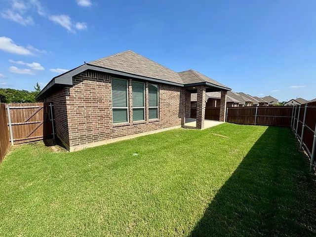 429 Cooper Street, Argyle, TX 76226