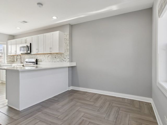 4208 Oak Street, Bellwood, IL 60104