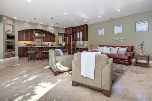 4495 Cather Ave, San Diego, CA 92122