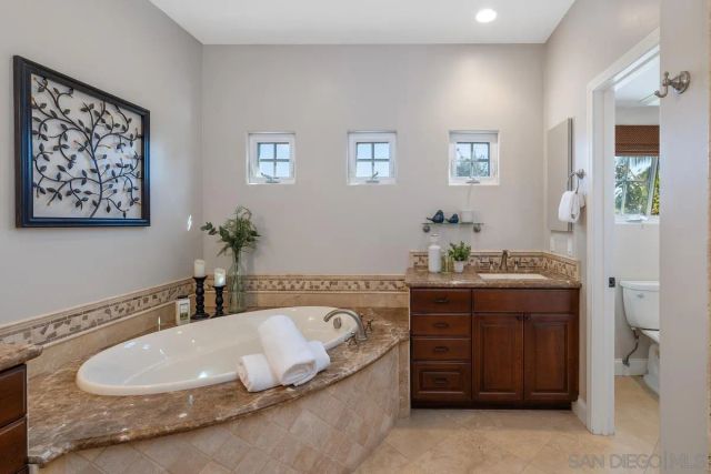 4495 Cather Ave, San Diego, CA 92122