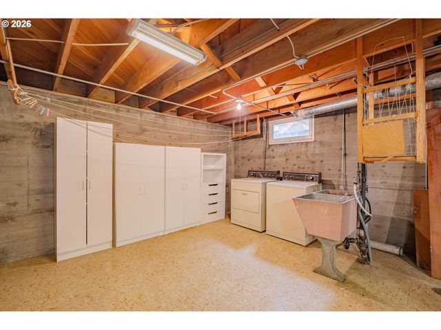 5026 Se INSLEY St, Portland, OR 97206