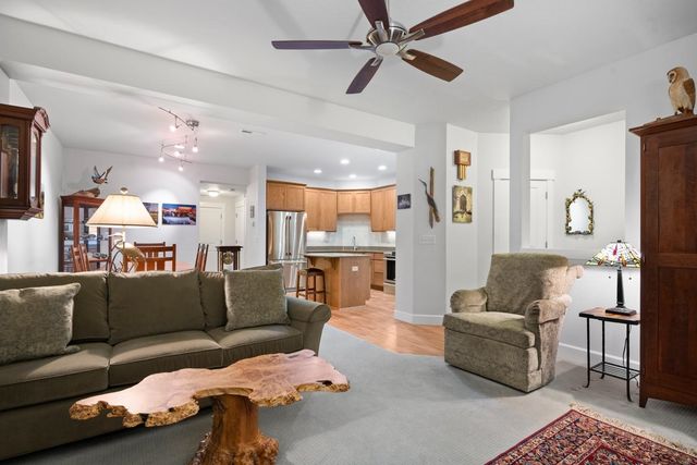 2118 W Summit Pkwy, Spokane, WA 99201