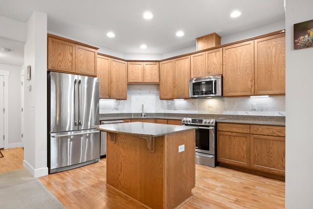 2118 W Summit Pkwy, Spokane, WA 99201