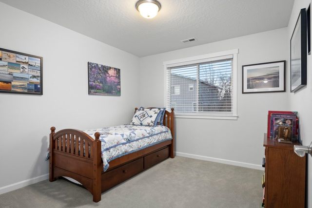 2118 W Summit Pkwy, Spokane, WA 99201