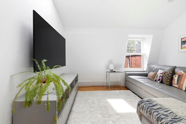 1762 Beacon Street 4, Brookline, MA 02445