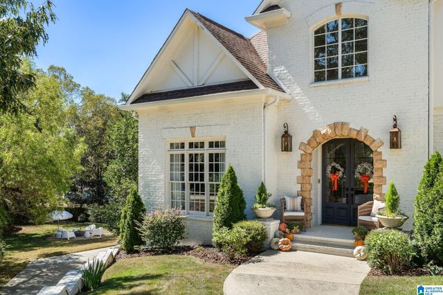 2301 LONGLEAF WAY, Vestavia Hills, AL 35243