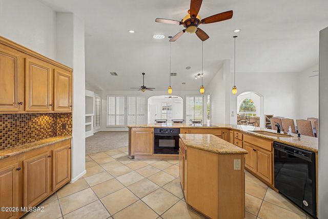 38190 S Par Court, Tucson, AZ 85739