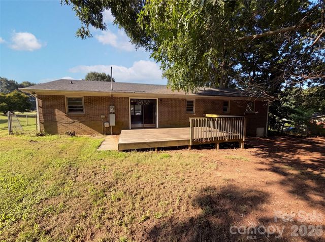 120 Riley Road, Dallas, NC 28034