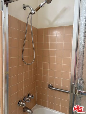 1331 N GARDNER Street 7, Los Angeles, CA 90046