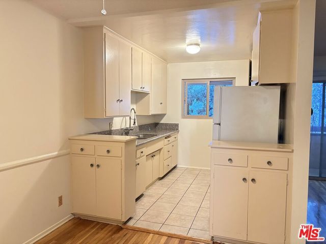 1331 N GARDNER Street 7, Los Angeles, CA 90046