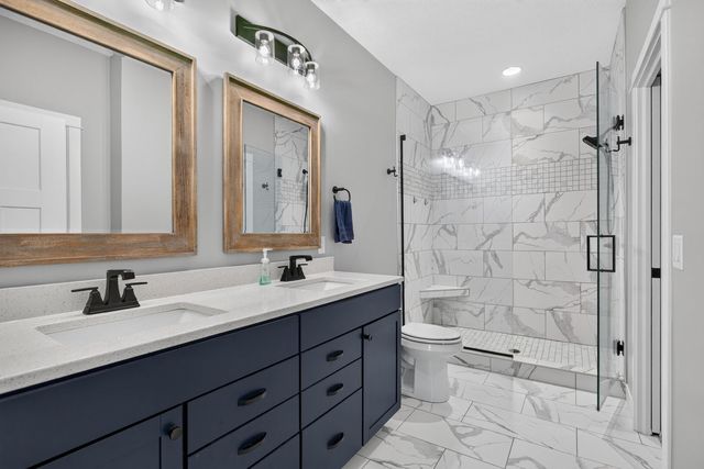 7113 Spring Creek Drive, Bettendorf, IA 52722