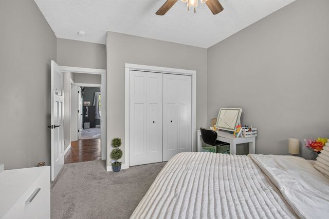 7113 Spring Creek Drive, Bettendorf, IA 52722