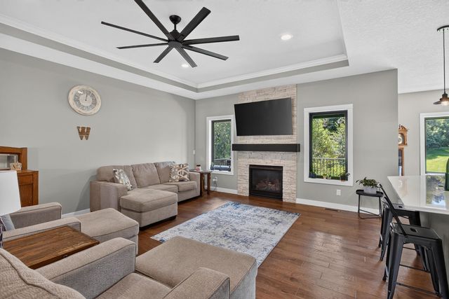 7113 Spring Creek Drive, Bettendorf, IA 52722