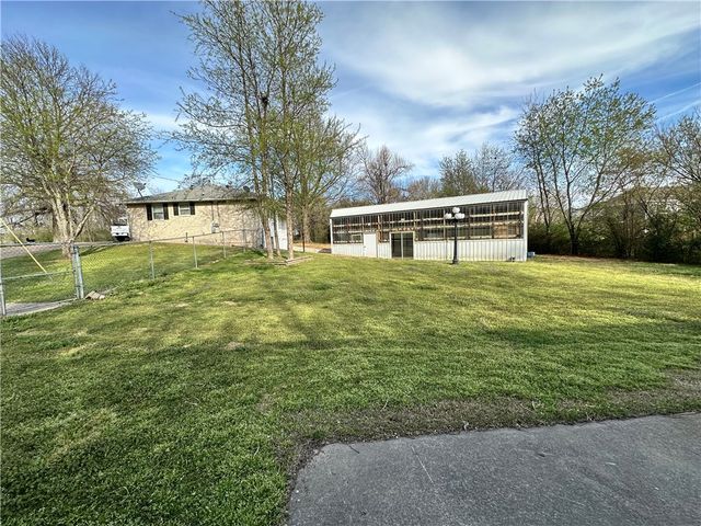 5461 Elm Springs Road, Springdale, AR 72762