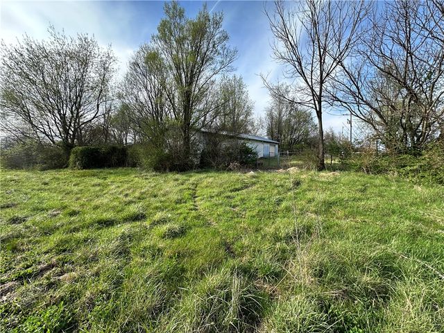 5461 Elm Springs Road, Springdale, AR 72762