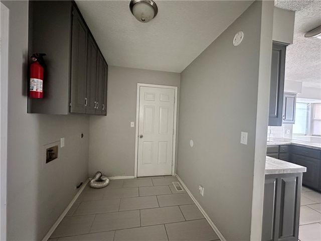 5461 Elm Springs Road, Springdale, AR 72762