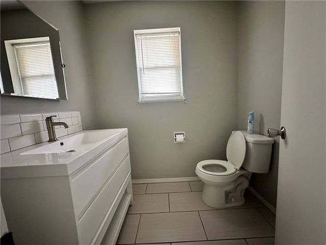 5461 Elm Springs Road, Springdale, AR 72762