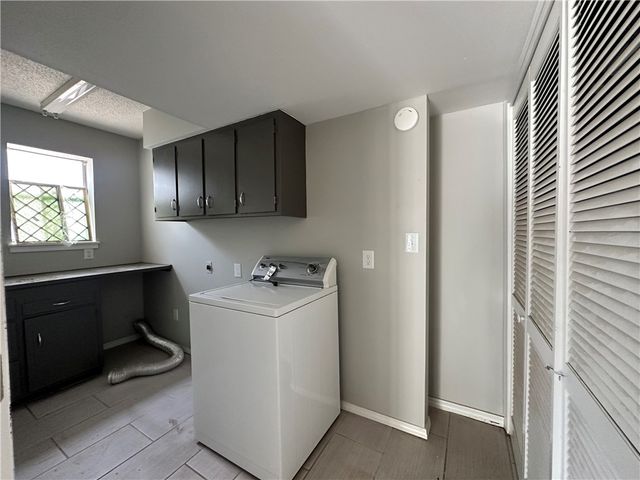 5461 Elm Springs Road, Springdale, AR 72762