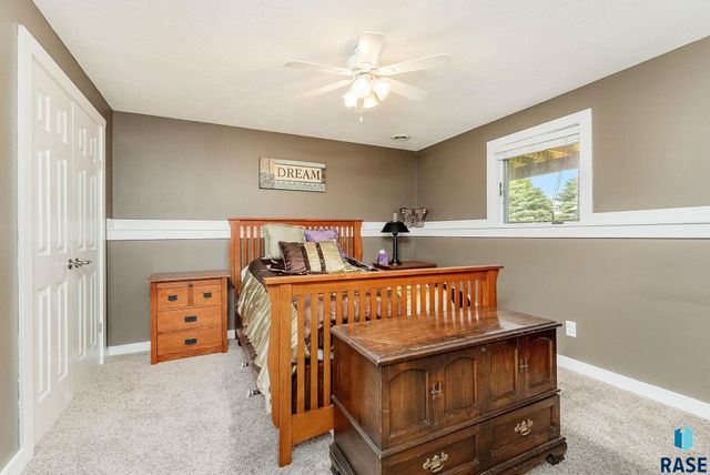 27529 477th Ave Avenue, Harrisburg, SD 57032