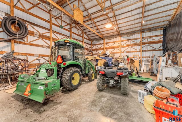 27529 477th Ave Avenue, Harrisburg, SD 57032