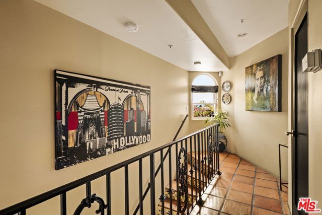 7003 La Presa Drive, Los Angeles, CA 90068