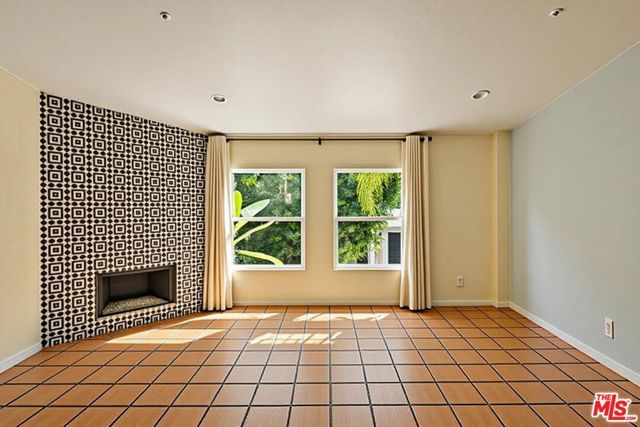 7003 La Presa Drive, Los Angeles, CA 90068