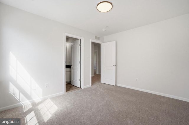 8701 WELLFORD DR, Ellicott City, MD 21042