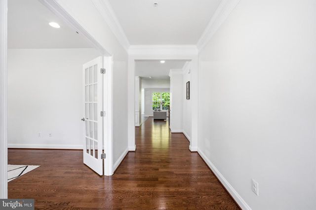 8701 WELLFORD DR, Ellicott City, MD 21042