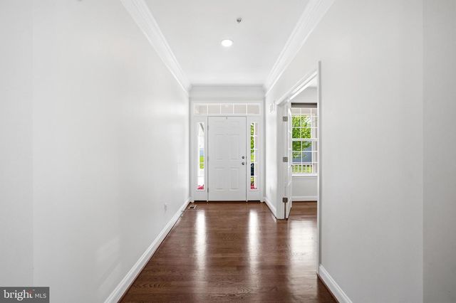 8701 WELLFORD DR, Ellicott City, MD 21042