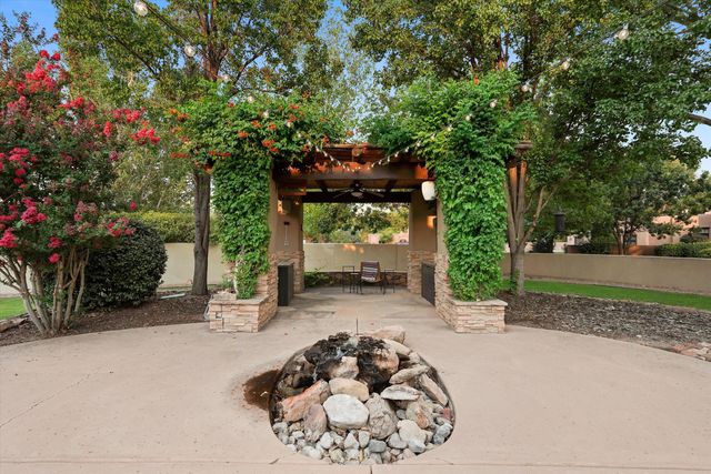 1109 Bona Terra Loop NW, Albuquerque, NM 87114