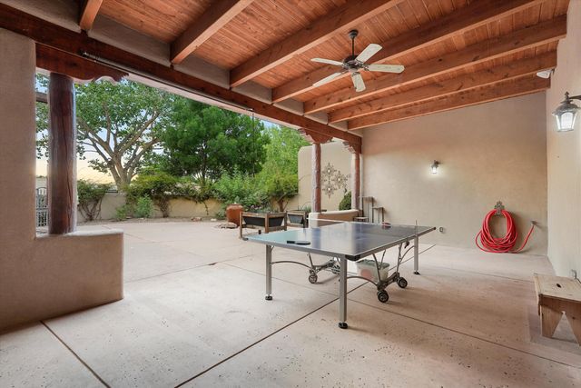 1109 Bona Terra Loop NW, Albuquerque, NM 87114