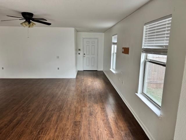 5608 Nijmegen DR, Del Valle, TX 78617