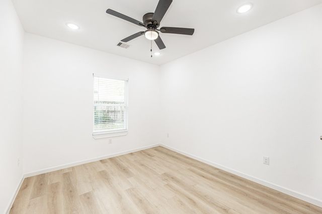 711 Staitti Street, Humble, TX 77338