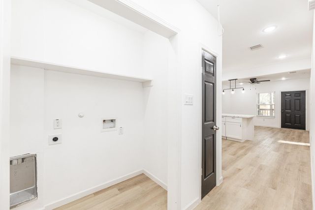 711 Staitti Street, Humble, TX 77338