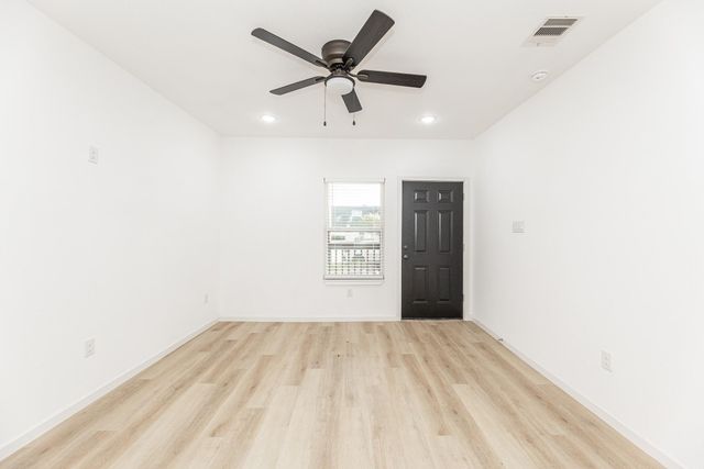 711 Staitti Street, Humble, TX 77338