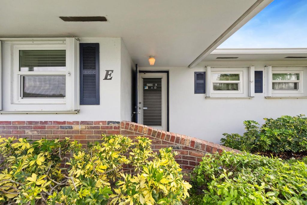 2758 Emory Drive E E, West Palm Beach, FL 33415