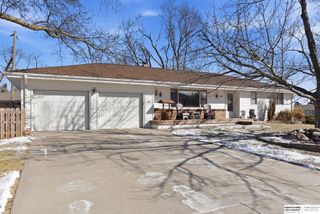 20764 Emmet Street, Omaha, NE 68022